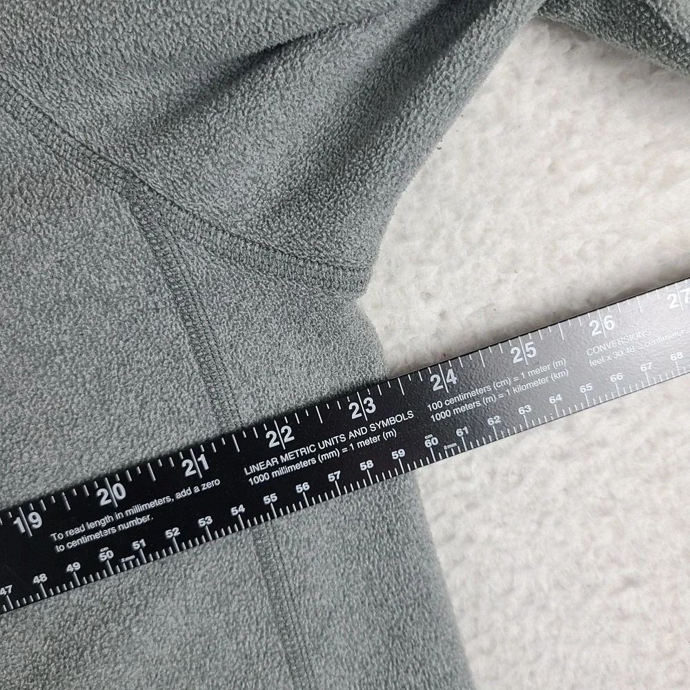 The North Face Sweater Mens Large Gray Fleece Quarter Zip Sweatshirt